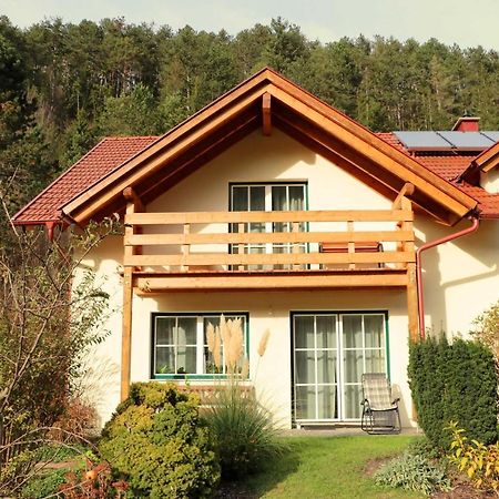 Ferienwohnung Purbach Muggendorf  エクステリア 写真